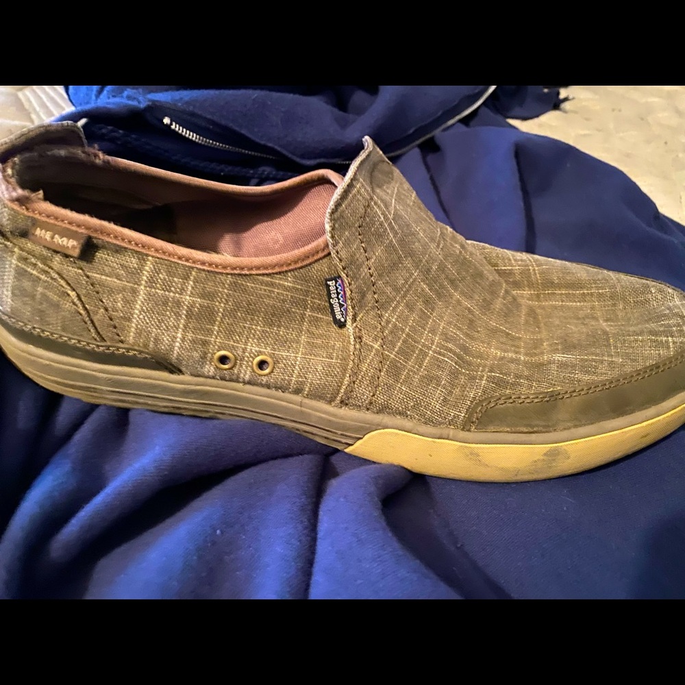 Patagonia slip on shoes
